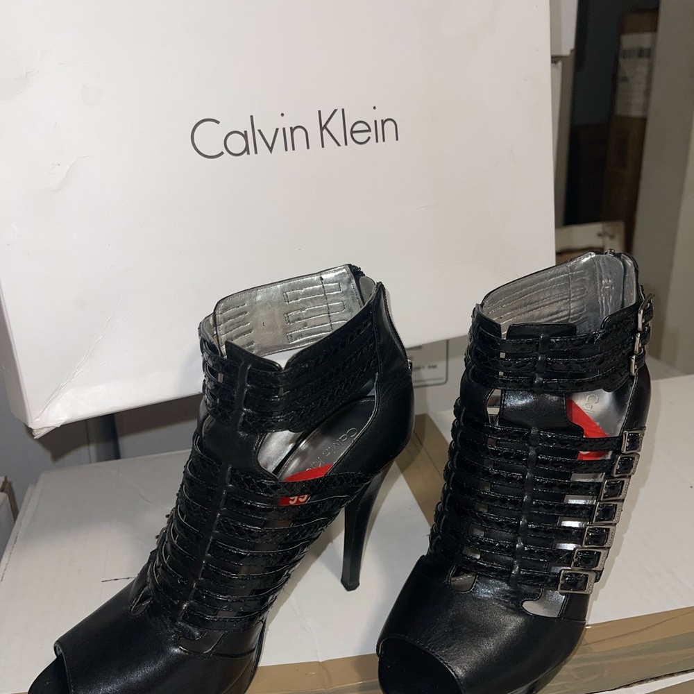 Size 6.5, New